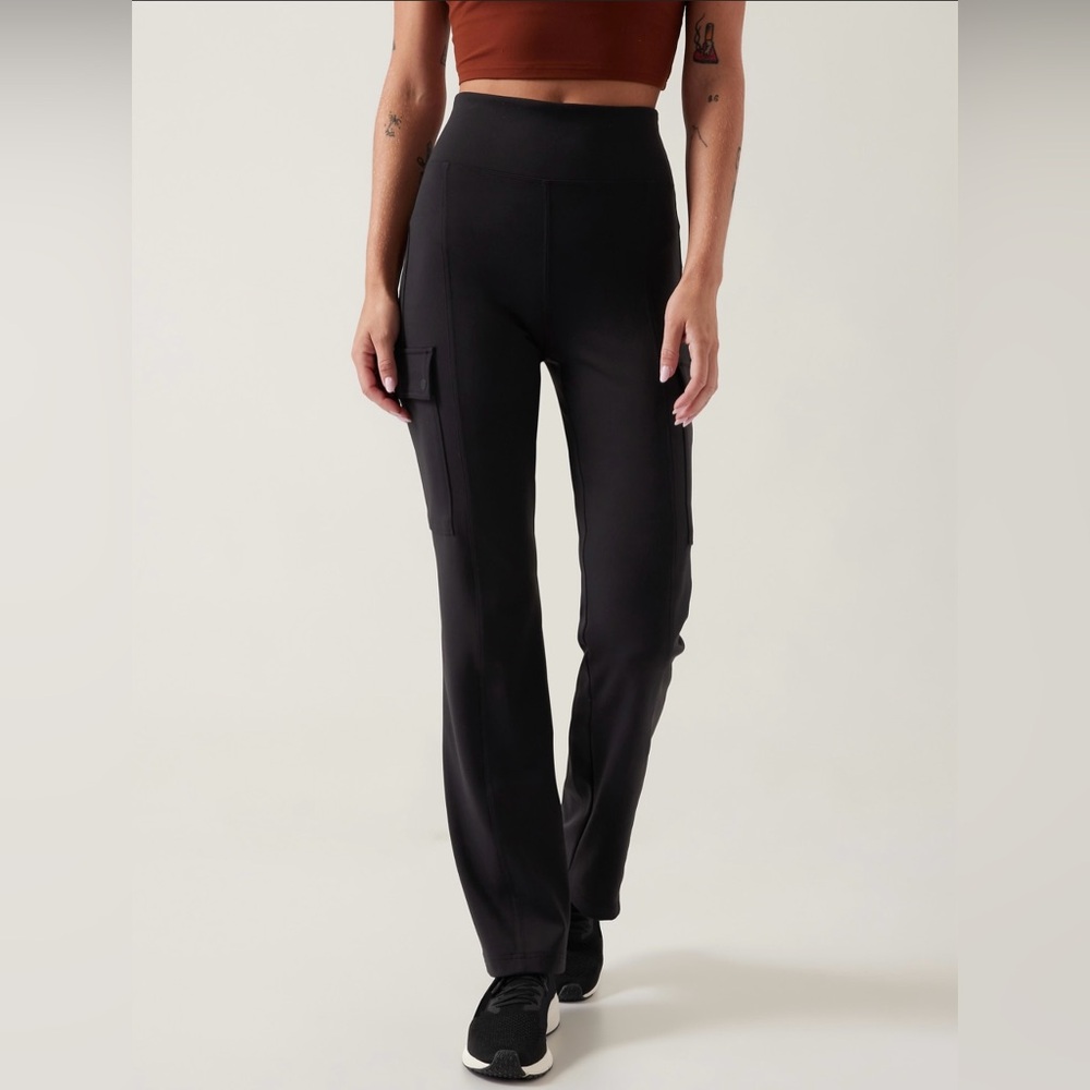 Athleta Delancey Straight Cargo Pants Black